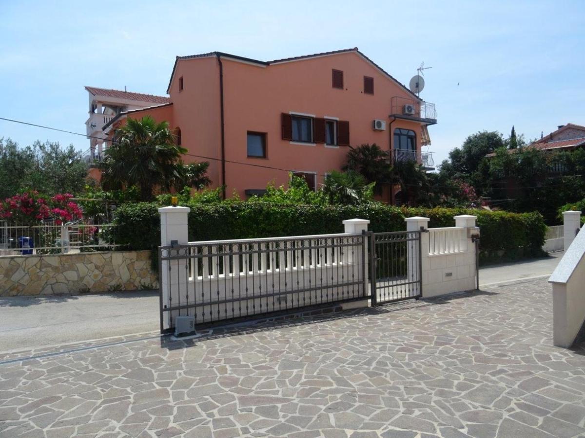 Apartments With A Parking Space Biograd Na Moru, Biograd - 860 Екстер'єр фото