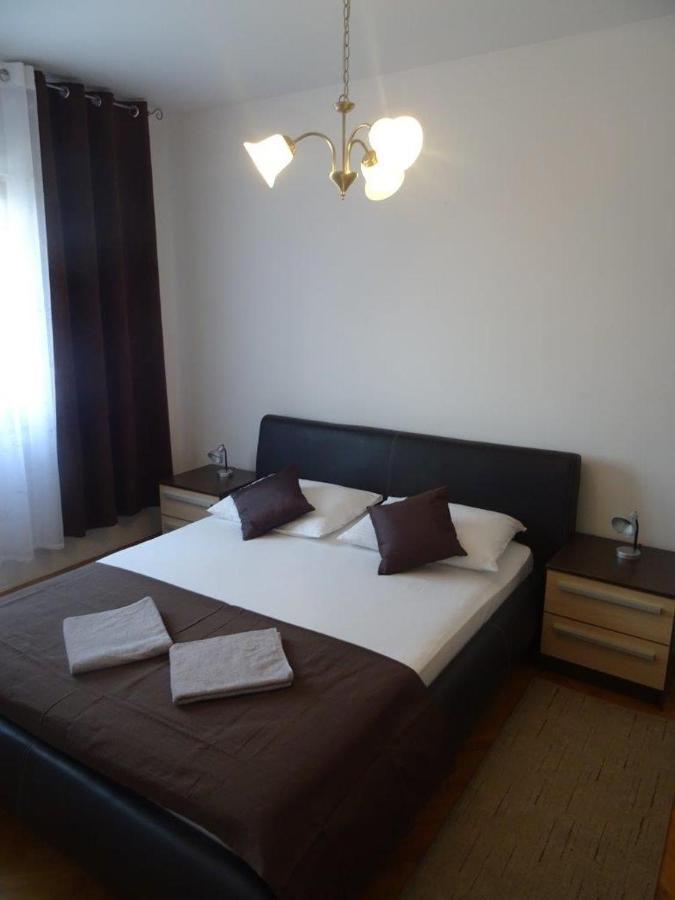 Apartments With A Parking Space Biograd Na Moru, Biograd - 860 Екстер'єр фото
